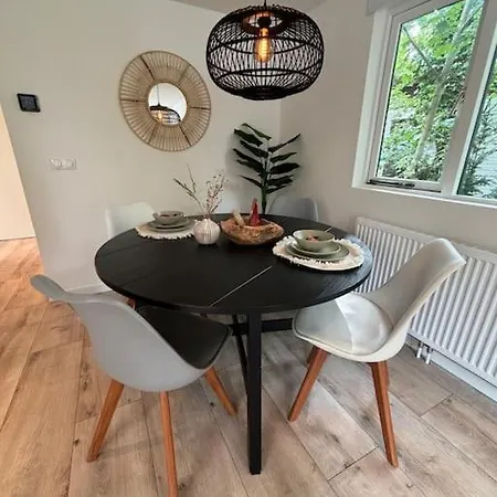 Bosrijk Veranda, Honden * Doornspijk