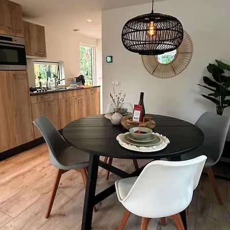 Bosrijk Veranda, Honden * Doornspijk